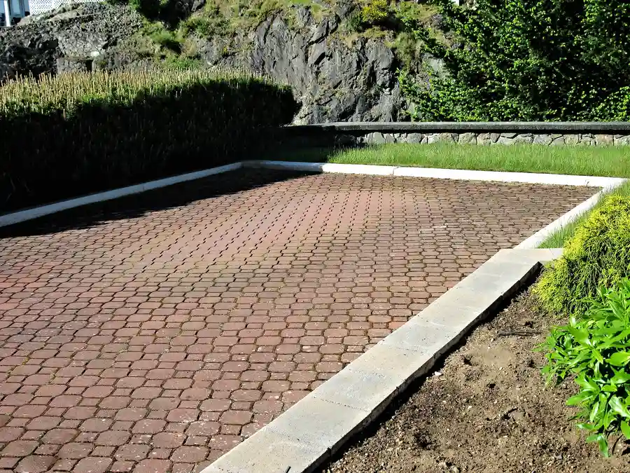 Benefits Of Hardscaping For Low-maintenance Landscaping in Windsor, VA Benefits Of Hardscaping For Low-maintenance Landscaping in Windsor, VA